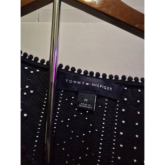 Tommy Hilfiger Women's Eyelet Lace Knit Top Size M Black Short Sleeve... - Picture 4 of 4